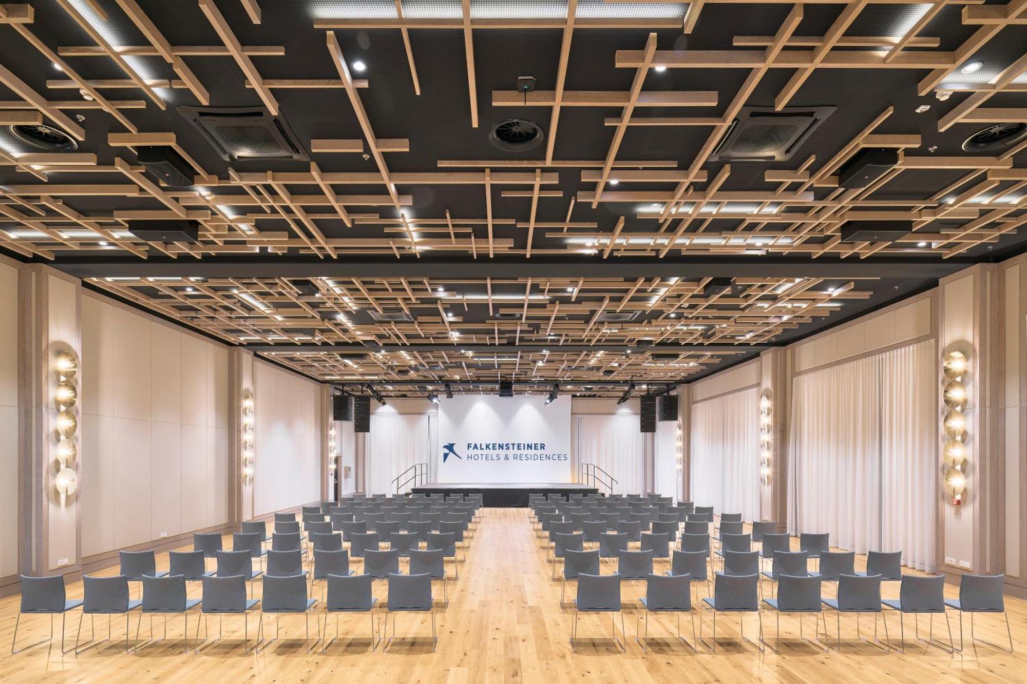 Falkensteiner Hotel & Spa Iadera Petrcane Eksteriør billede The Auditorium