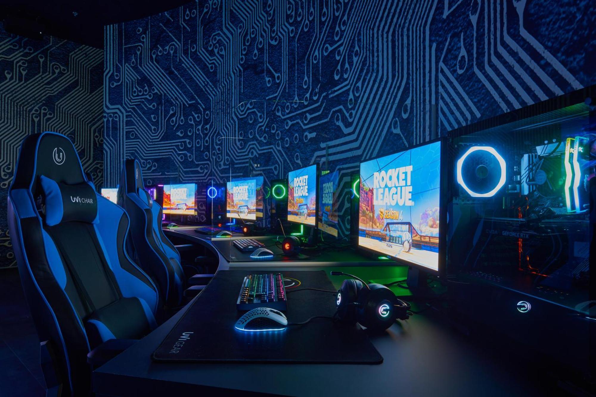 Falkensteiner Hotel & Spa Iadera Petrcane Eksteriør billede The gaming room at the 2019 Intel Extreme Masters
